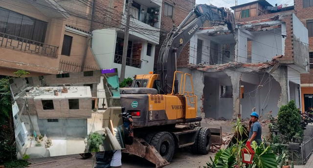 demolicion de casa sjl